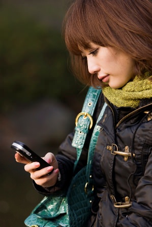 too much time on the phone can harm your neck